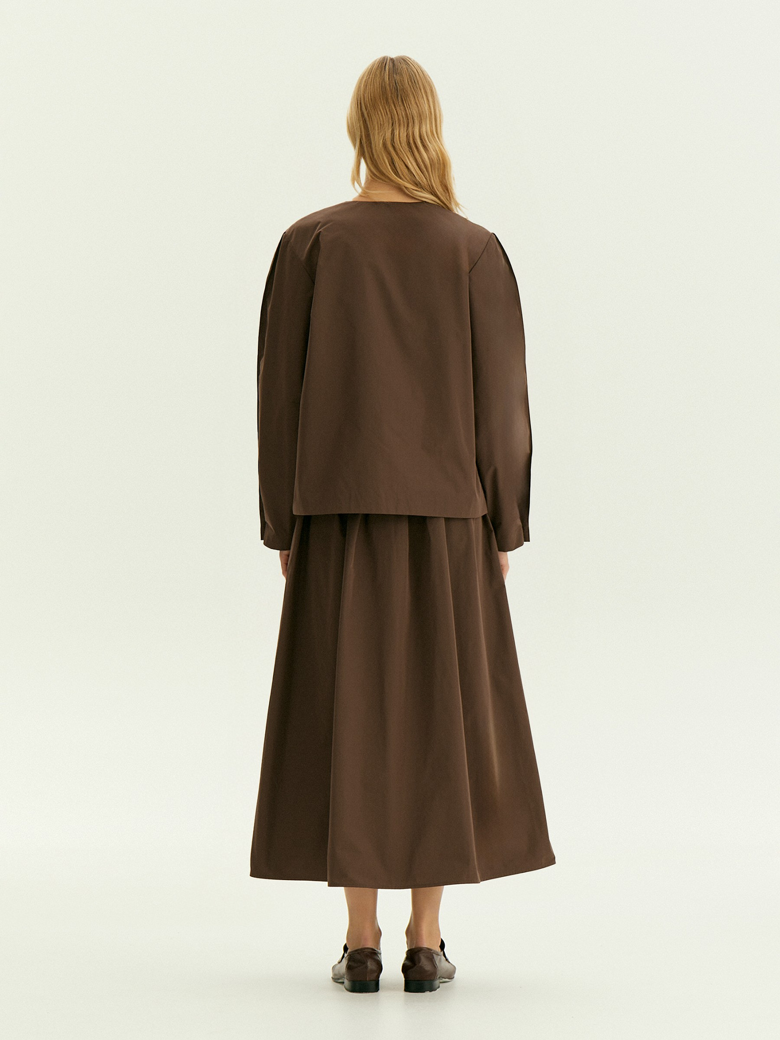 Куртка с объемными рукавами